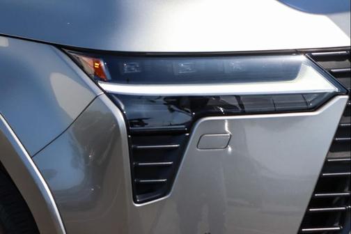 Atomic Silver 2024 Lexus GX 550 Premium