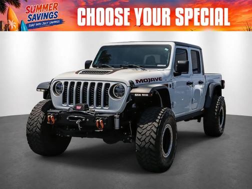 Bright White Clearcoat 2021 Jeep Gladiator Mojave 4x4