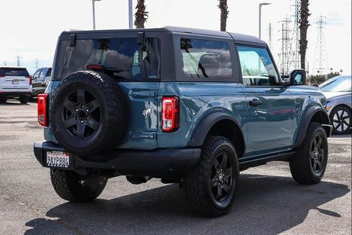 AREA 51 2022 Ford Bronco Black Diamond