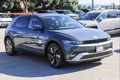 Digital Teal 2026 Hyundai IONIQ 5 SE