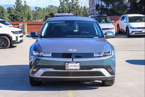 Digital Teal 2026 Hyundai IONIQ 5 SE