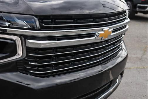 Black 2021 Chevrolet Suburban LT