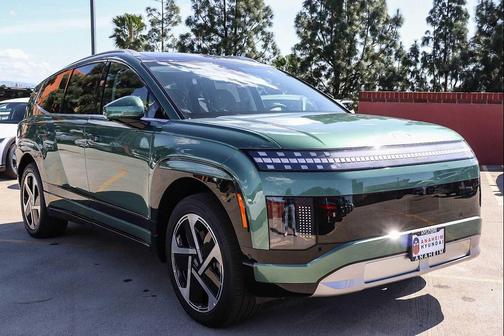 Ionosphere Green 2026 Hyundai IONIQ 9 Performance Limited