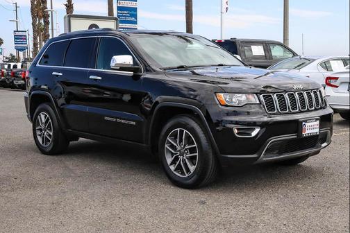 Diamond Black Crystal Pearlcoat 2019 Jeep Grand Cherokee Limited