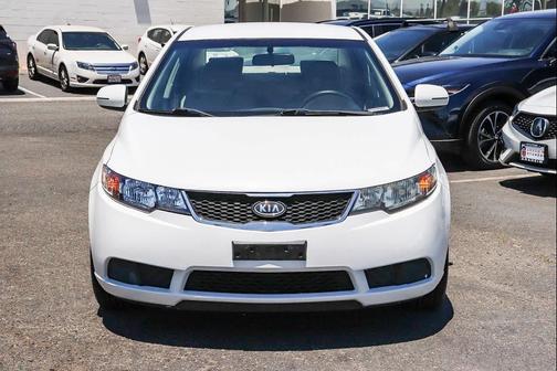 Snow White Pearl 2011 Kia Forte EX