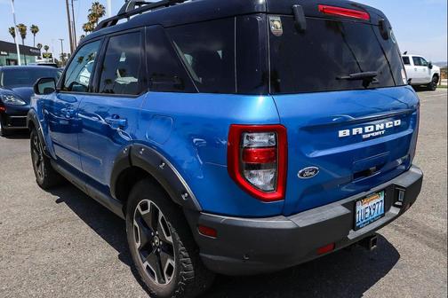 Velocity Blue Metallic 2022 Ford Bronco Sport Outer Banks
