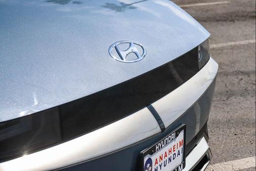 2022 Hyundai IONIQ 5 SEL