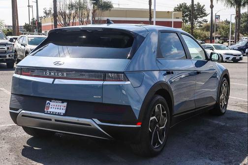 2022 Hyundai IONIQ 5 SEL