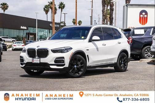 White 2023 BMW X5 PHEV xDrive45e