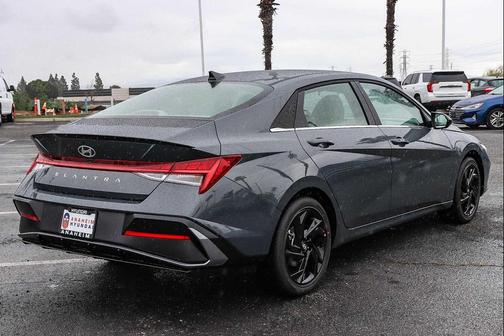 Ecotronic Gray 2026 Hyundai ELANTRA Sport