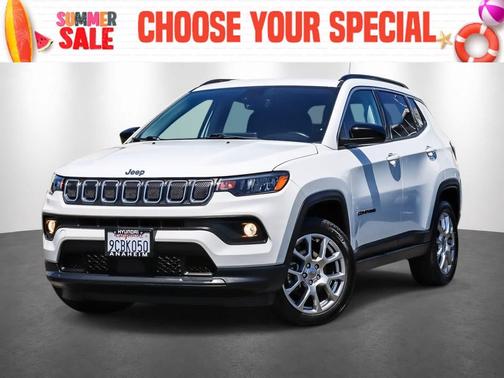 Bright White Clearcoat 2022 Jeep Compass Latitude Lux
