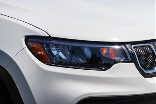 Bright White Clearcoat 2022 Jeep Compass Latitude Lux