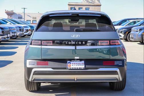 2026 Hyundai IONIQ 5 SE