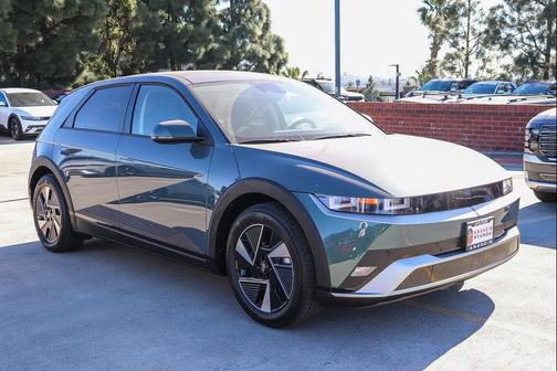 2026 Hyundai IONIQ 5 SE