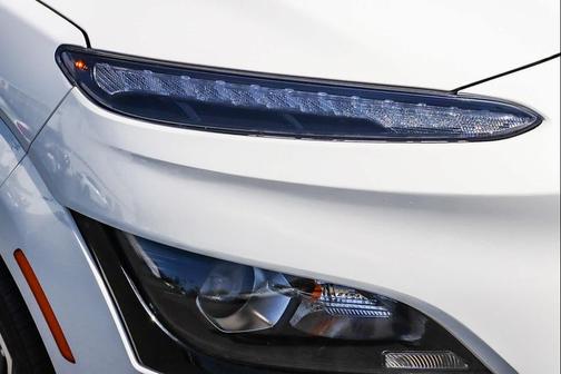 Lunar White 2023 Hyundai KONA EV SE