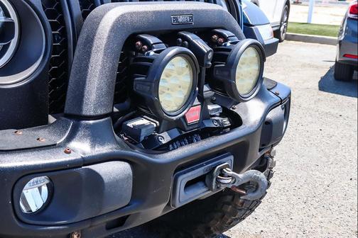 Hydro Blue Pearlcoat 2021 Jeep Gladiator Rubicon