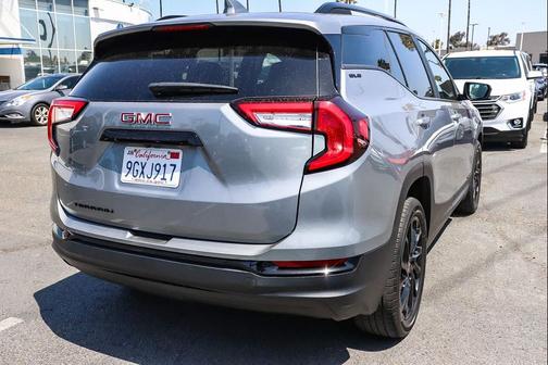 Sterling Metallic 2023 GMC Terrain SLE