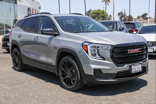Sterling Metallic 2023 GMC Terrain SLE