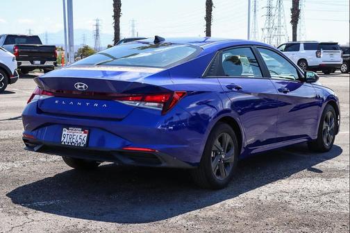 Intense Blue 2022 Hyundai ELANTRA SEL