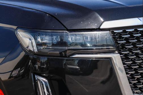 2021 Cadillac Escalade Luxury