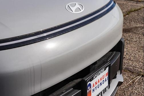 Cyber Gray Metallic 2026 Hyundai KONA Limited