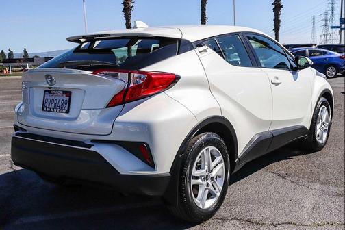 2021 Toyota C-HR LE