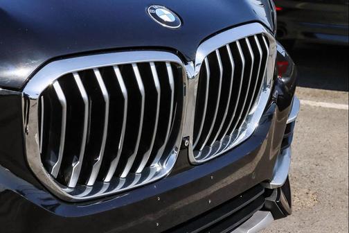 Jet Black 2020 BMW X5 sDrive40i