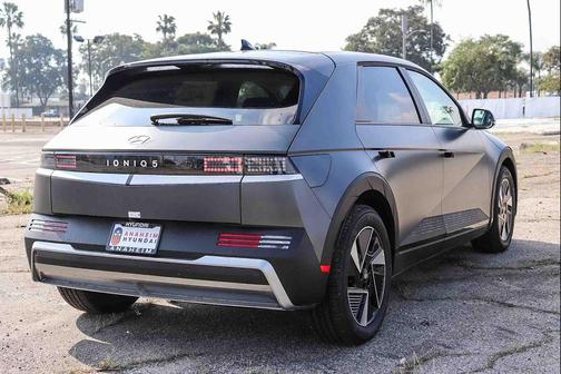 2026 Hyundai IONIQ 5 SEL