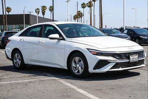 Serenity White 2024 Hyundai ELANTRA SE