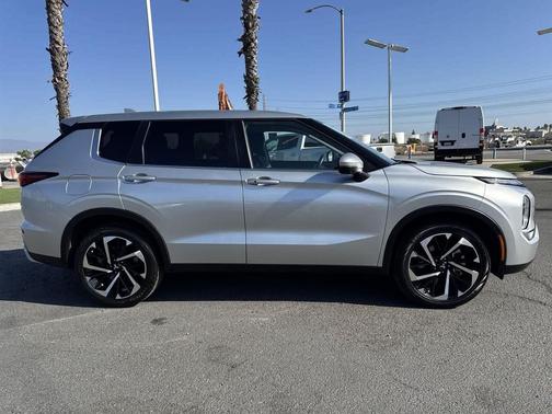 2024 Mitsubishi Outlander SE 2.5 2WD
