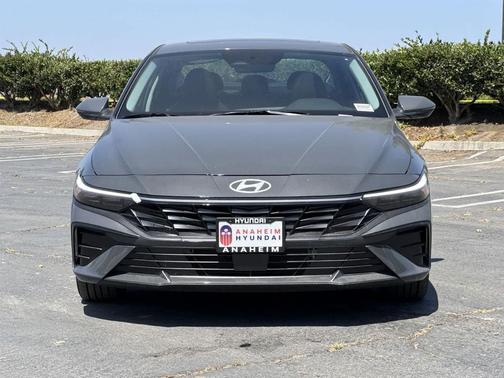 2025 Hyundai ELANTRA HEV Limited