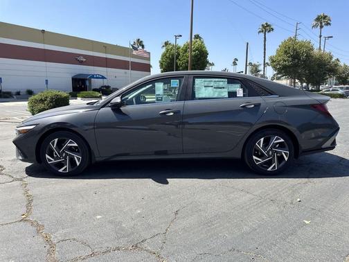 2025 Hyundai ELANTRA HEV Limited