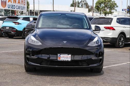 Black 2022 Tesla Model Y Performance Dual Motor All-Wheel Drive