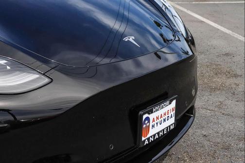 Black 2022 Tesla Model Y Performance Dual Motor All-Wheel Drive