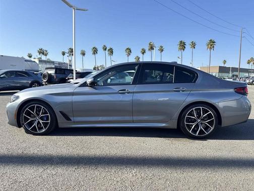 2022 BMW M550 i Xdrive