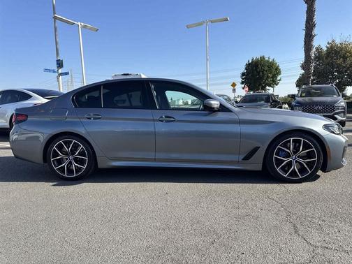 2022 BMW M550 i Xdrive