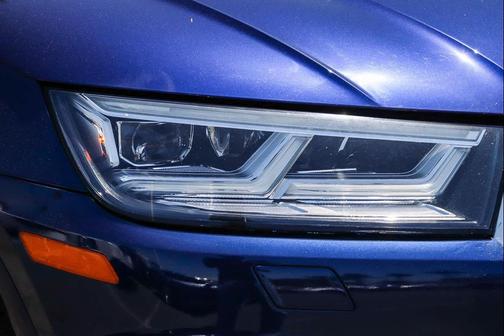 Blue 2018 Audi Q5 2.0T Tech Premium