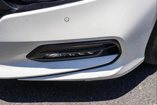 Platinum White Pearl 2020 Honda Accord Touring 2.0T