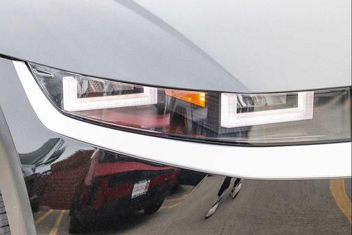 2026 Hyundai IONIQ 5 SE