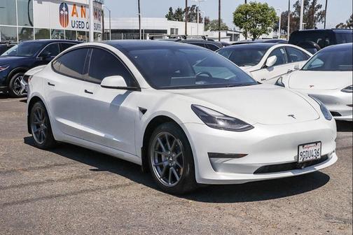 White 2023 Tesla Model 3 Standard Range