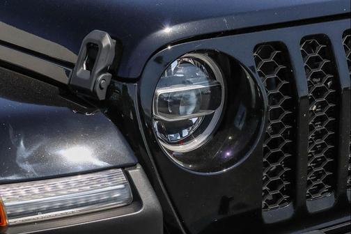 Black Clearcoat 2021 Jeep Gladiator Sport S