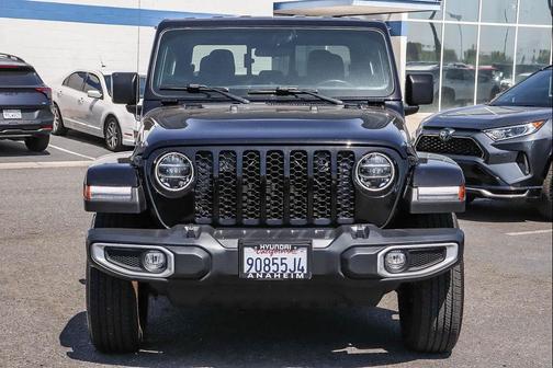 Black Clearcoat 2021 Jeep Gladiator Sport S