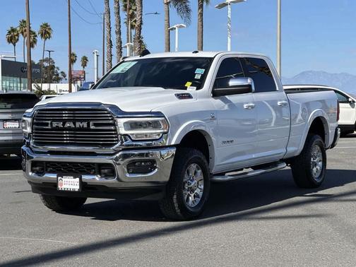 2022 RAM 2500 Laramie Crew Cab 4x4 6'4' Box