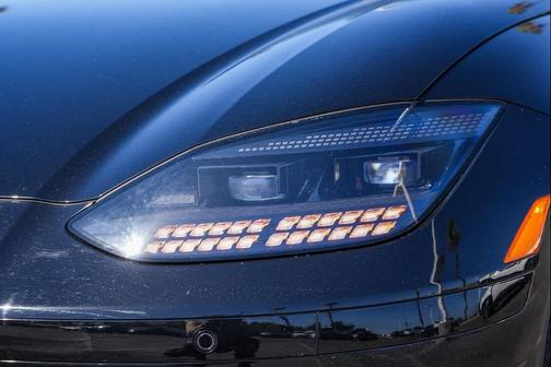 Onyx Black 2023 Hyundai IONIQ 6 SE