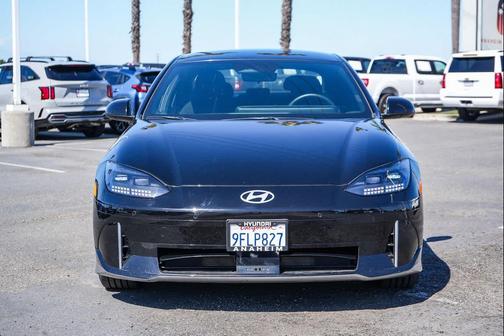 Onyx Black 2023 Hyundai IONIQ 6 SE