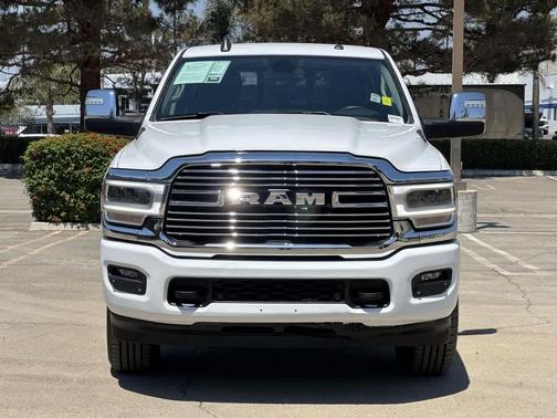 2024 RAM 2500 Laramie Crew Cab 4x4 6'4' Box