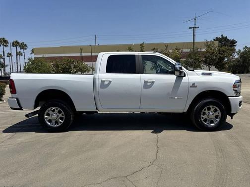 2024 RAM 2500 Laramie Crew Cab 4x4 6'4' Box
