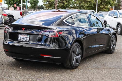 Black 2018 Tesla Model 3 Standard