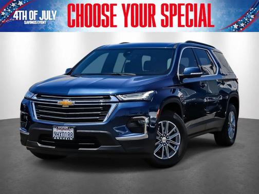 Northsky Blue Metallic 2023 Chevrolet Traverse LT Cloth
