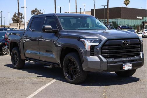 Magnetic Gray Metallic 2024 Toyota Tundra SR5
